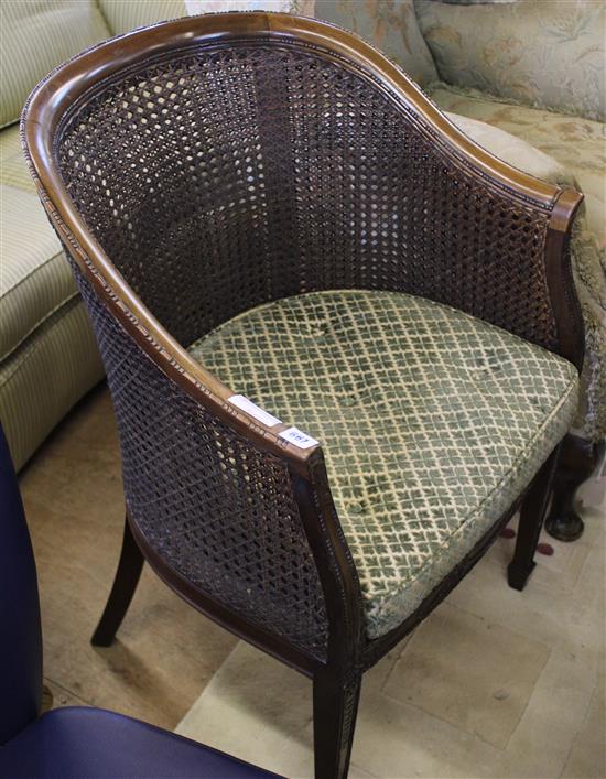 Bergere tub chair